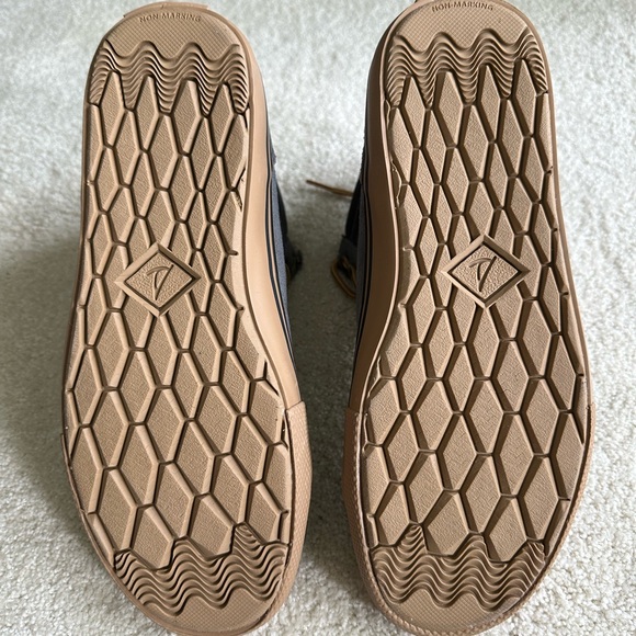 Sperry Boots - Size 8.5 - Picture 3 of 3